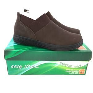 NIB Easy Street Comfort Wave Nayan Brown Ankle Bootie Women's 9 Athleisure Shoe